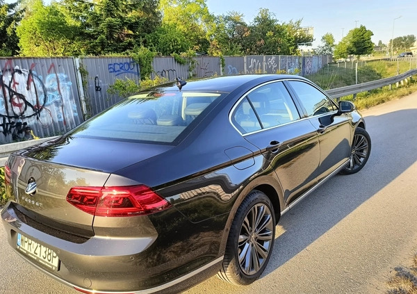 Volkswagen Passat cena 130000 przebieg: 88400, rok produkcji 2021 z Warszawa małe 742